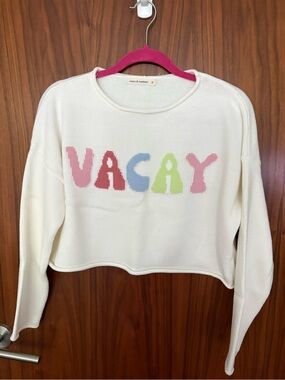 Moon & Madison cropped sweater